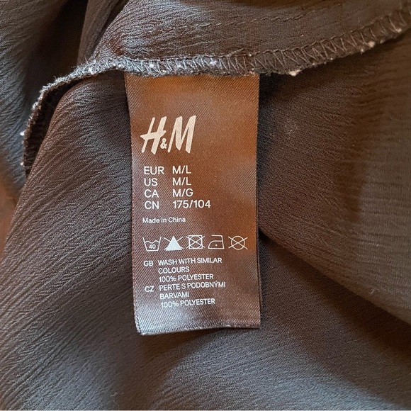 H&M Black Embellished Tiered Mini Dress - Picture 8 of 8